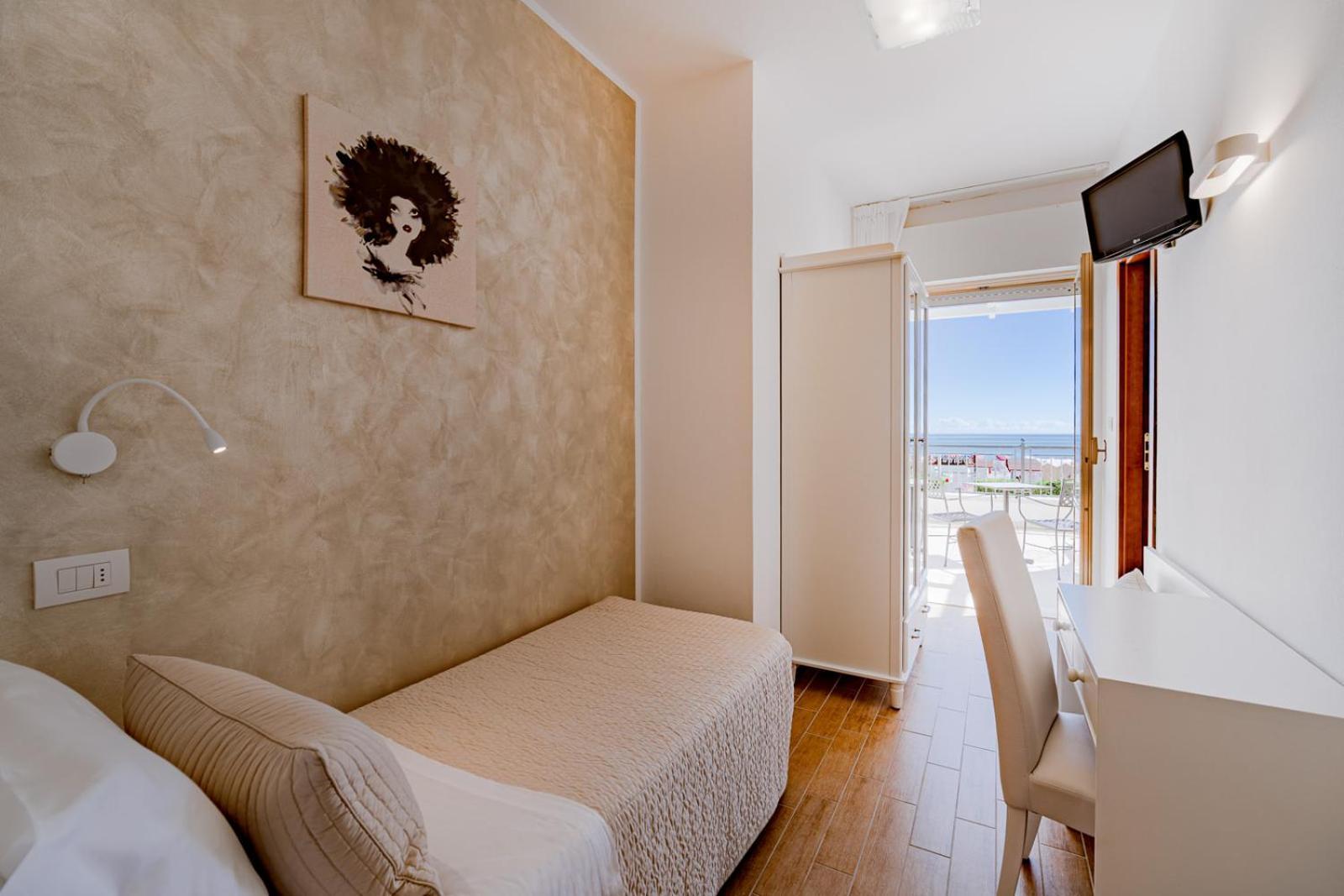 Hotel Soraya Riccione Exterior foto