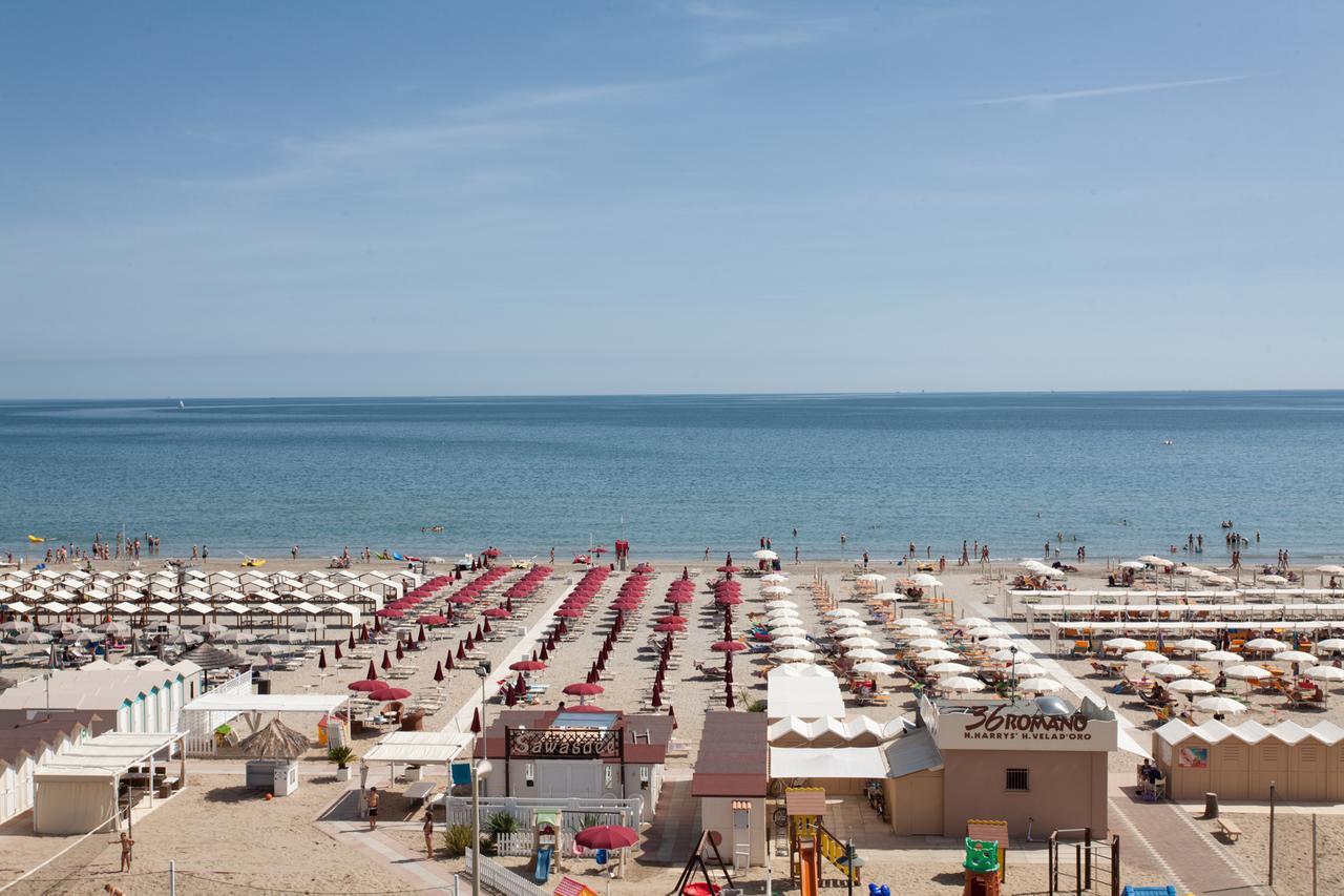 Hotel Soraya Riccione Exterior foto